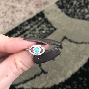 Seeing eye opal ring